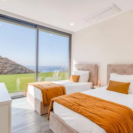 ヴィラ Luna